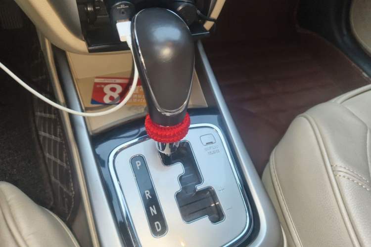 Used CHANGAN Eado 2015 1.6L Automatic Luxury Model Gear Lever