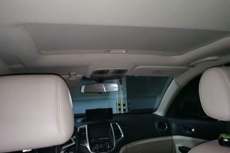 Used CHANGAN Eado 2015 1.6L Automatic Luxury Model Headliner
