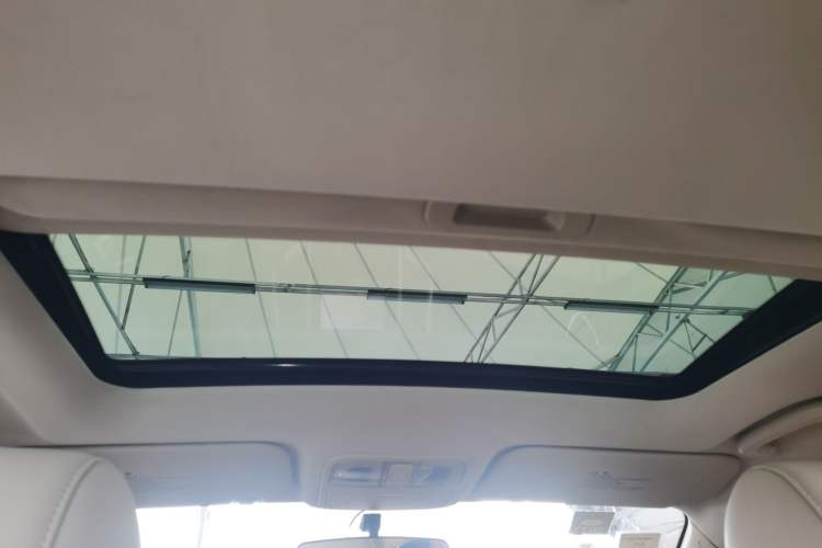 Used CHANGAN Eado 2015 1.6L Manual Luxury Model China V Standard Headliner