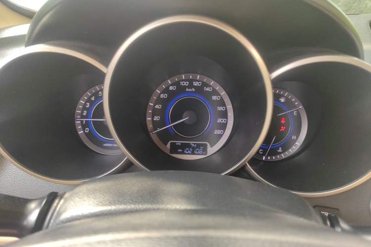 Used CHANGAN Eado 2015 1.6L Manual Luxury Model China V Standard Instrument Cluster