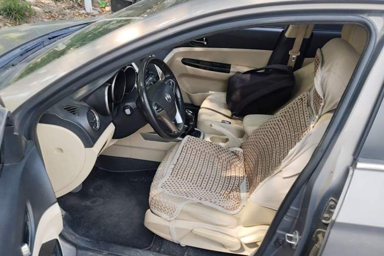 Used CHANGAN Eado 2015 1.6L Manual Luxury Model China IV Standard Left Front Seat