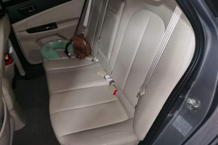 Used CHANGAN Eado 2015 1.6L Automatic Luxury Model Left Rear Seat