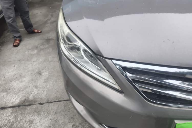 Used CHANGAN Eado 2015 1.6L Automatic Luxury Model Right Front Headlight