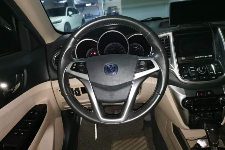 Used CHANGAN Eado 2015 1.6L Automatic Luxury Model Steering Wheel