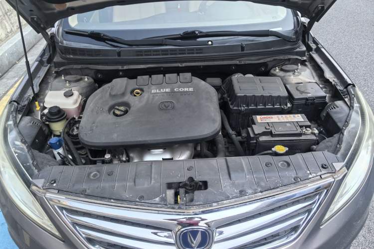 Used CHANGAN Eado 2015 1.6L Manual Luxury Model China V Standard Trunk
