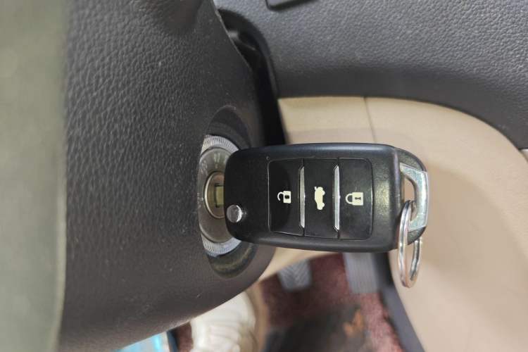 Used CHANGAN Eado 2015 1.6L Manual Luxury Model China V Standard Vehicle Key