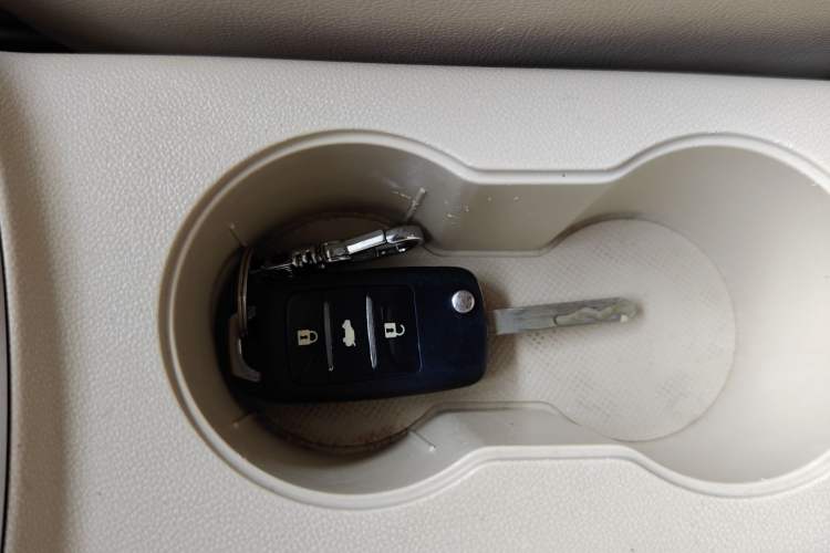 Used CHANGAN Eado 2015 1.6L Manual Luxury Model China V Standard Vehicle Key