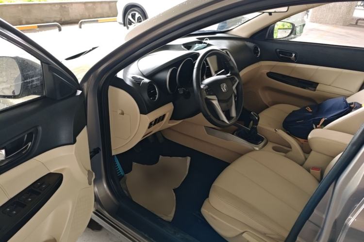 Used CHANGAN Eado 2015 1.6L Manual Luxury Model China V Standard Driver Seat