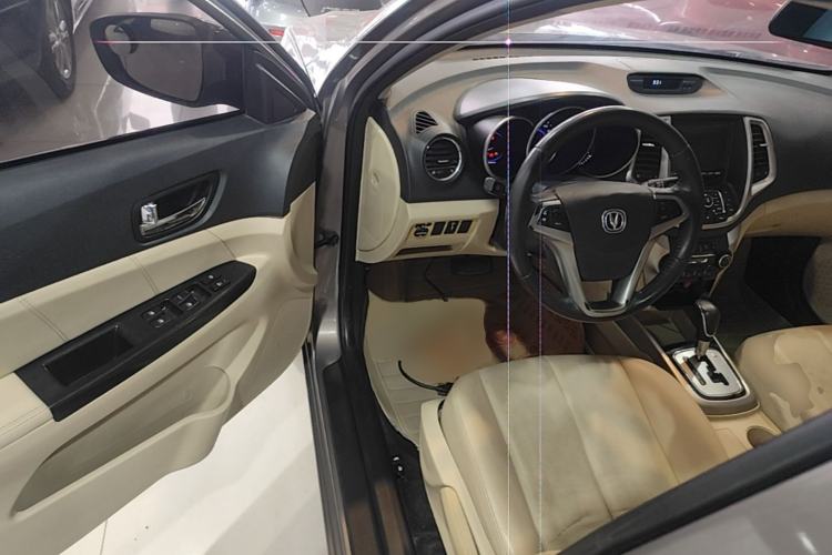 Used CHANGAN Eado 2015 1.6L Automatic Luxury Model Driver Seat