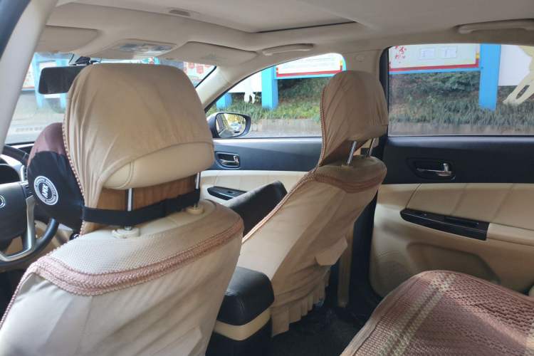 Used CHANGAN Eado 2015 1.6L Manual Luxury Model China V Standard Headliner