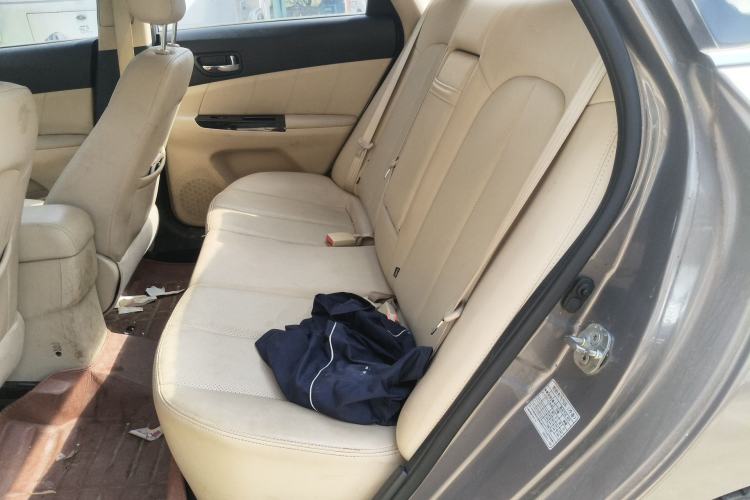 Used CHANGAN Eado 2015 1.6L Manual Luxury Model China IV Standard Left Rear Seat