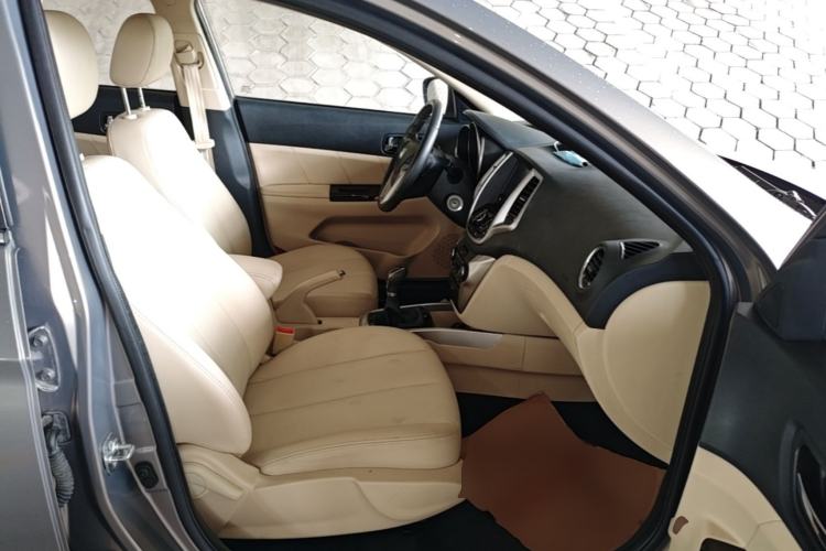 Used CHANGAN Eado 2015 1.6L Manual Luxury Model China V Standard Right Front Seat