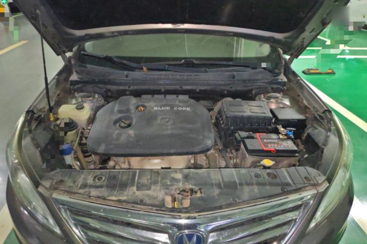 Used CHANGAN Eado 2015 1.6L Manual Luxury Model China IV Standard Engine Bay