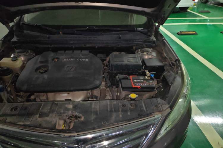 Used CHANGAN Eado 2015 1.6L Manual Luxury Model China IV Standard Engine Bay Left