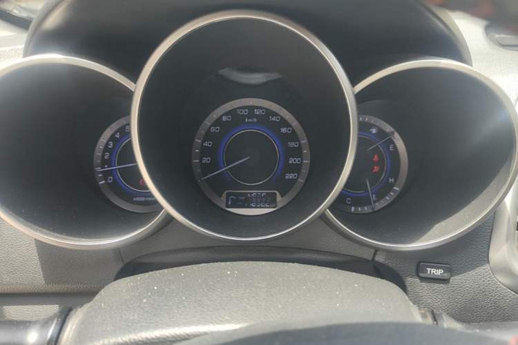 Used CHANGAN Eado 2015 1.6L Automatic Junku Model China IV Standard Instrument Cluster