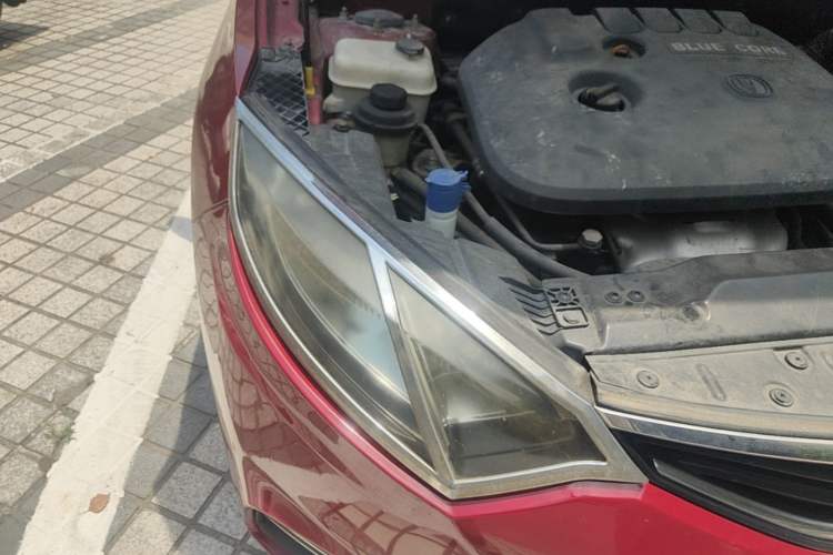 Used CHANGAN Eado 2015 1.6L Automatic Junku Model China IV Standard Right Front Headlight