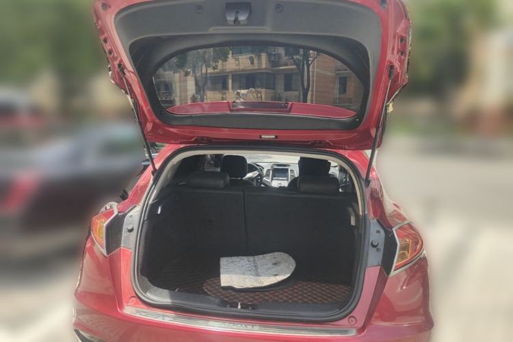 Used CHANGAN Eado 2015 1.6L Automatic Junku Model China IV Standard Trunk
