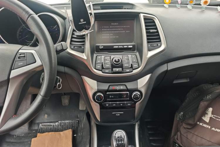 Used CHANGAN Eado 2015 1.6L Manual Junku Model China V Standard Audio And AC Panel