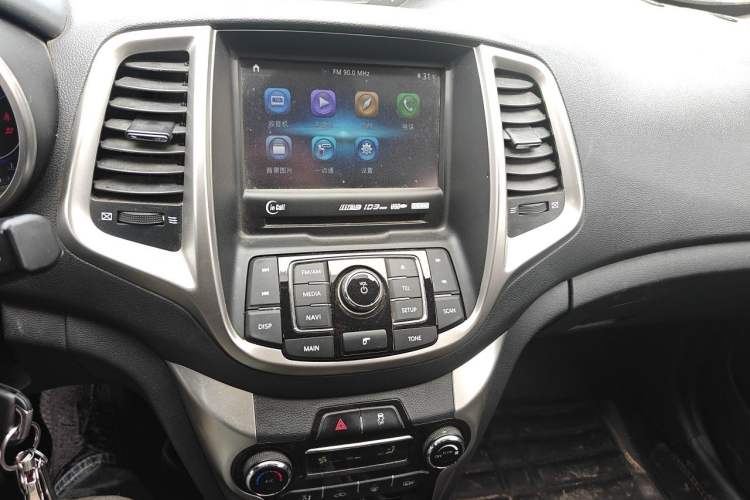 Used CHANGAN Eado 2015 1.6L Manual Junku Model China IV Standard Audio And AC Panel