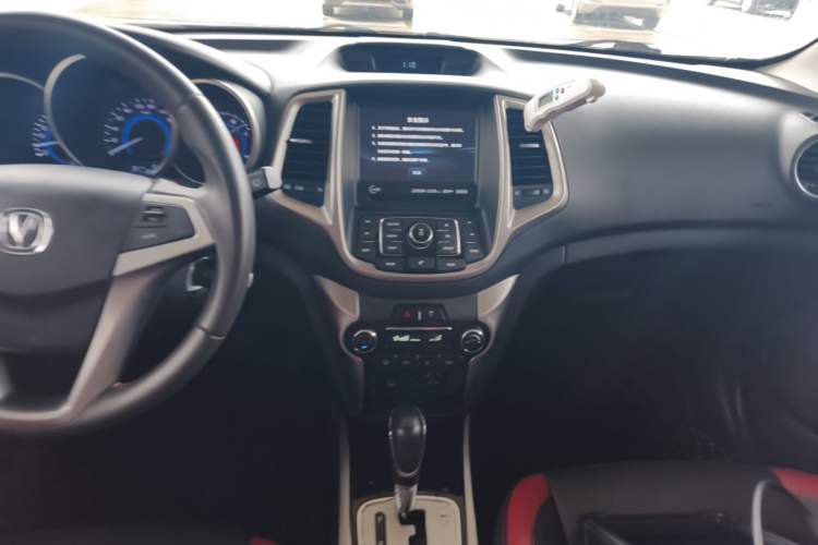 Used CHANGAN Eado 2015 1.6L Automatic Junku Model China IV Standard Audio And AC Panel