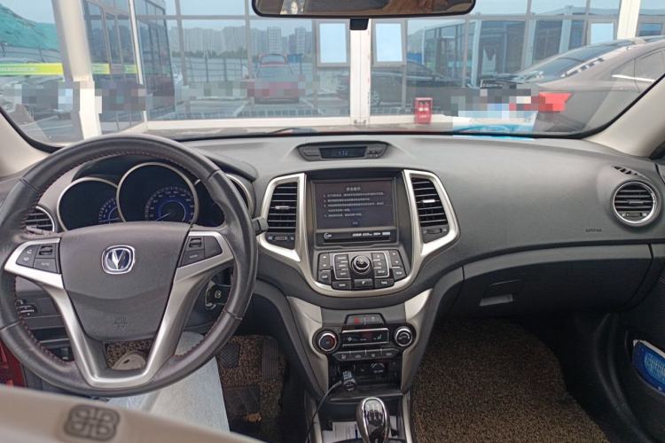 Used CHANGAN Eado 2015 1.6L Manual Junku Model China IV Standard Center Console