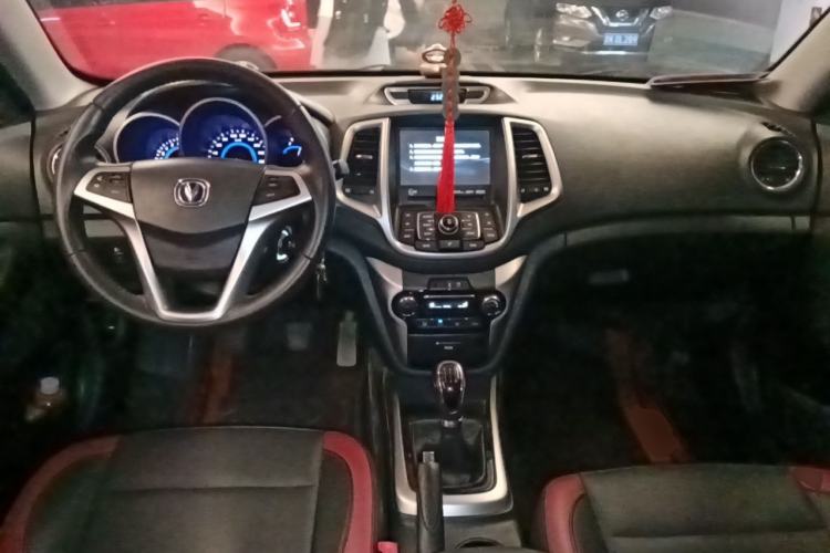 Used CHANGAN Eado 2015 1.6L Manual Junku Model China IV Standard Center Console