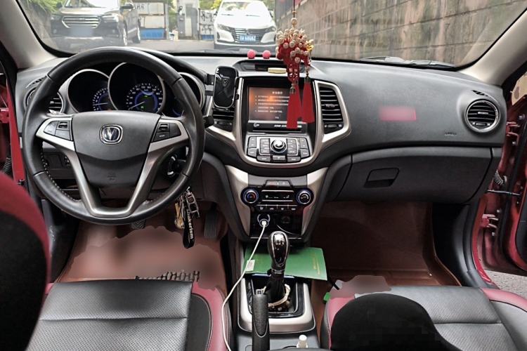 Used CHANGAN Eado 2015 1.6L Manual Junku Model China V Standard Center Console
