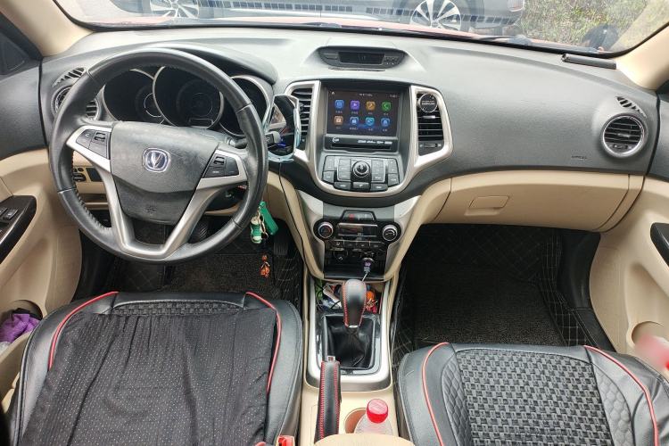 Used CHANGAN Eado 2015 1.6L Manual Luxury Model China V Standard Center Console
