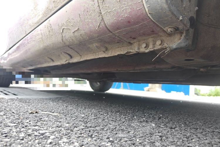 Used CHANGAN Eado 2015 1.6L Manual Junku Model China IV Standard Chassis Front Right