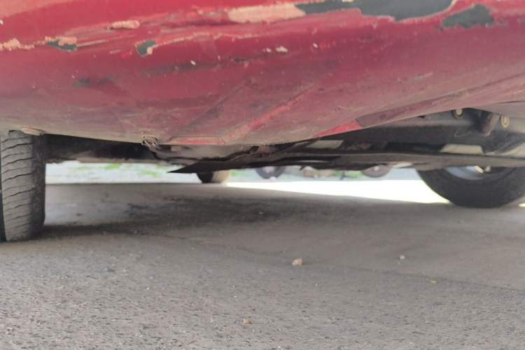 Used CHANGAN Eado 2015 1.6L Manual Junku Model China IV Standard Chassis Front Right