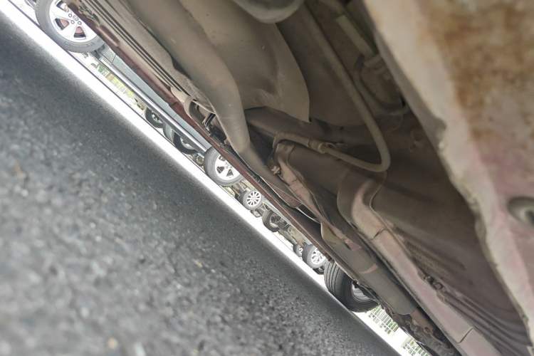 Used CHANGAN Eado 2015 1.6L Manual Junku Model China IV Standard Chassis Front Right