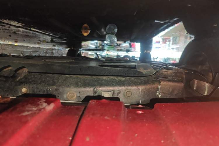Used CHANGAN Eado 2015 1.6L Manual Flagship Model Chassis Front