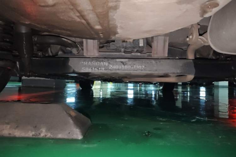 Used CHANGAN Eado 2015 1.6L Manual ZhiKu Model China IV Standard Chassis Rear