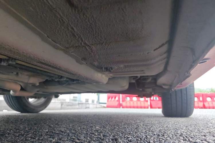 Used CHANGAN Eado 2015 1.6L Manual Junku Model China IV Standard Chassis Rear Left