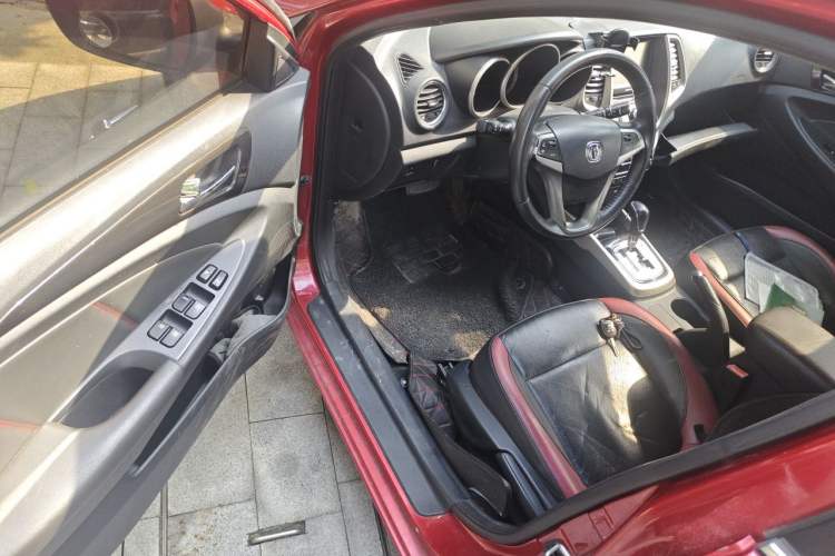 Used CHANGAN Eado 2015 1.6L Automatic Junku Model China V Standard Driver Seat
