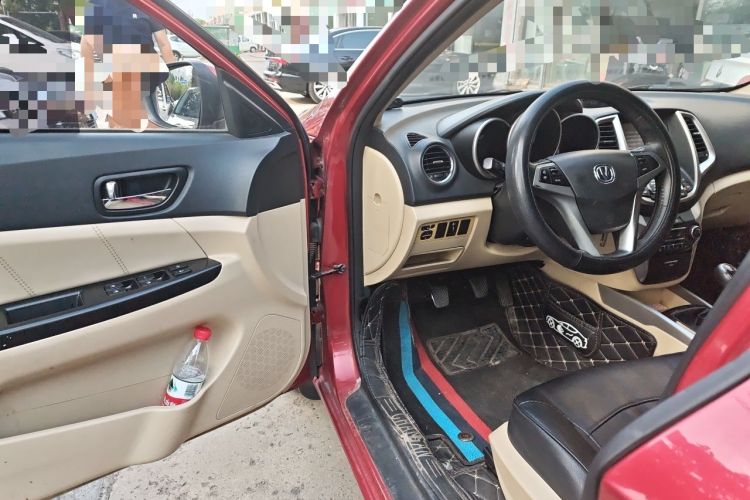 Used CHANGAN Eado 2015 1.6L Manual Flagship Model Driver Seat