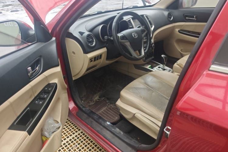 Used CHANGAN Eado 2015 1.6L Automatic Luxury Model Driver Seat