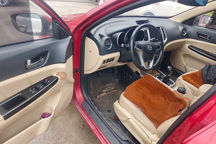 Used CHANGAN Eado 2015 1.6L Manual Luxury Model China V Standard Driver Seat