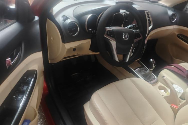 Used CHANGAN Eado 2015 1.6L Manual Flagship Model Driver Seat