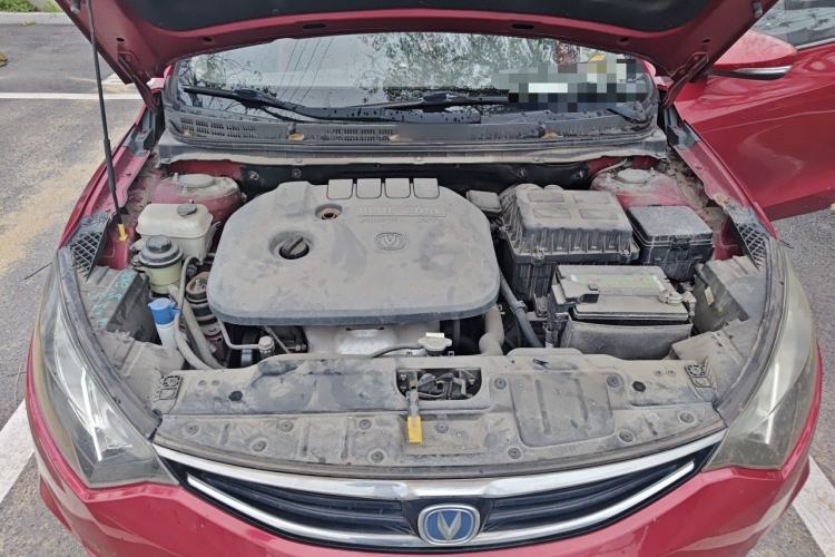 Used CHANGAN Eado 2015 1.6L Automatic Junku Model China V Standard Engine Bay