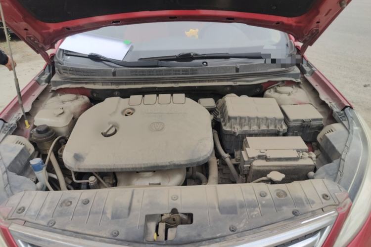Used CHANGAN Eado 2015 1.6L Manual Luxury Model China V Standard Engine Bay