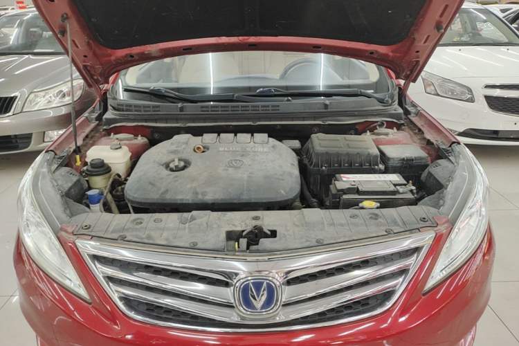 Used CHANGAN Eado 2015 1.6L Manual Luxury Model China V Standard Engine Bay