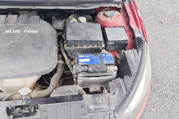 Used CHANGAN Eado 2015 1.6L Manual Junku Model China IV Standard Engine Bay Left