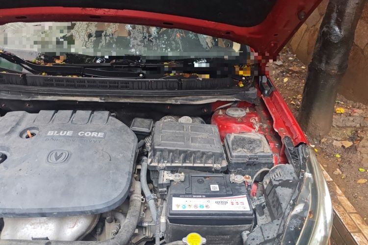 Used CHANGAN Eado 2015 1.6L Manual Flagship Model Engine Bay Left