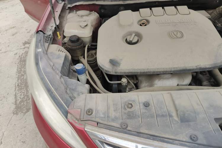 Used CHANGAN Eado 2015 1.6L Manual Luxury Model China V Standard Engine Bay Right