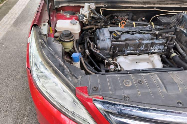 Used CHANGAN Eado 2015 1.6L Automatic Luxury Model Engine Bay Right