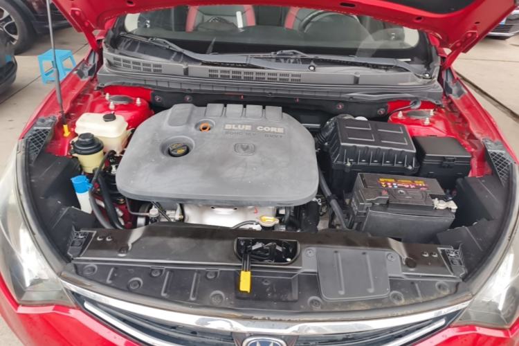 Used CHANGAN Eado 2015 1.6L Automatic Junku Model China IV Standard Engine Bay