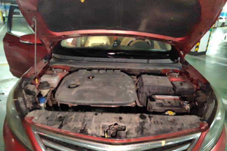 Used CHANGAN Eado 2015 1.6L Manual Luxury Model China IV Standard Engine Bay