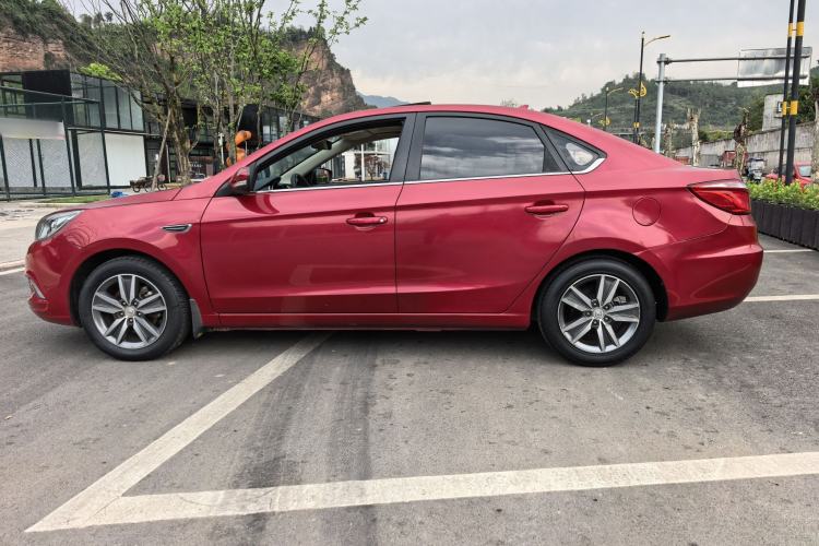 Used CHANGAN Eado 2015 1.6L Manual Luxury Model China V Standard Exterior 4