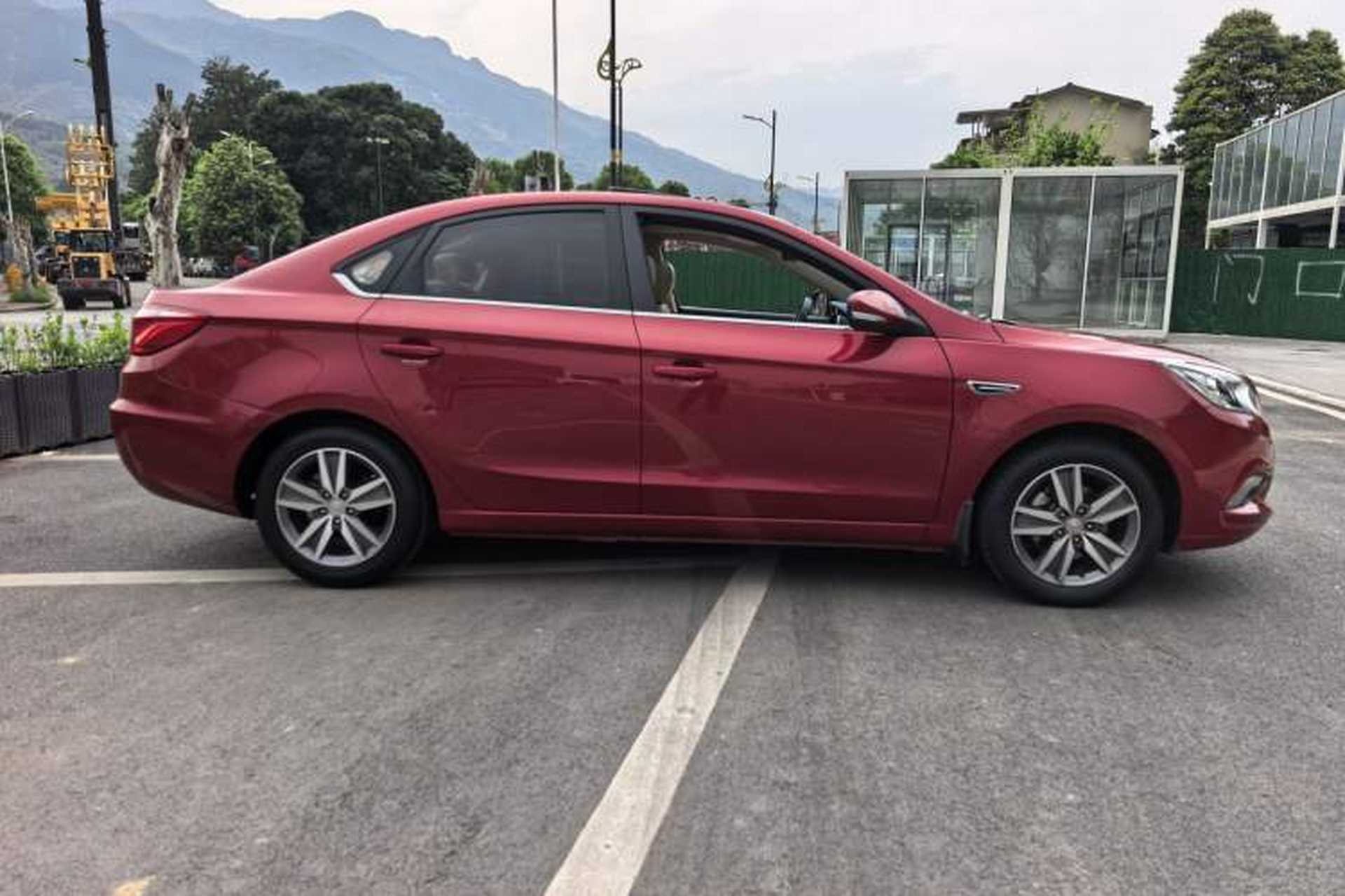 Used CHANGAN Eado 2015 1.6L Manual Luxury Model China V Standard Exterior 6